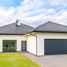 Garaažiuks_välisuks_laipaneel